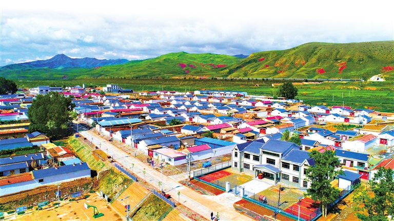 積極引導產(chǎn)業(yè)創(chuàng)新 實現(xiàn)“造血式”脫貧